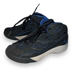 Rare Jordan Sneakers Black / Blue Nike Basketball Shoes Boy’s Size 13C